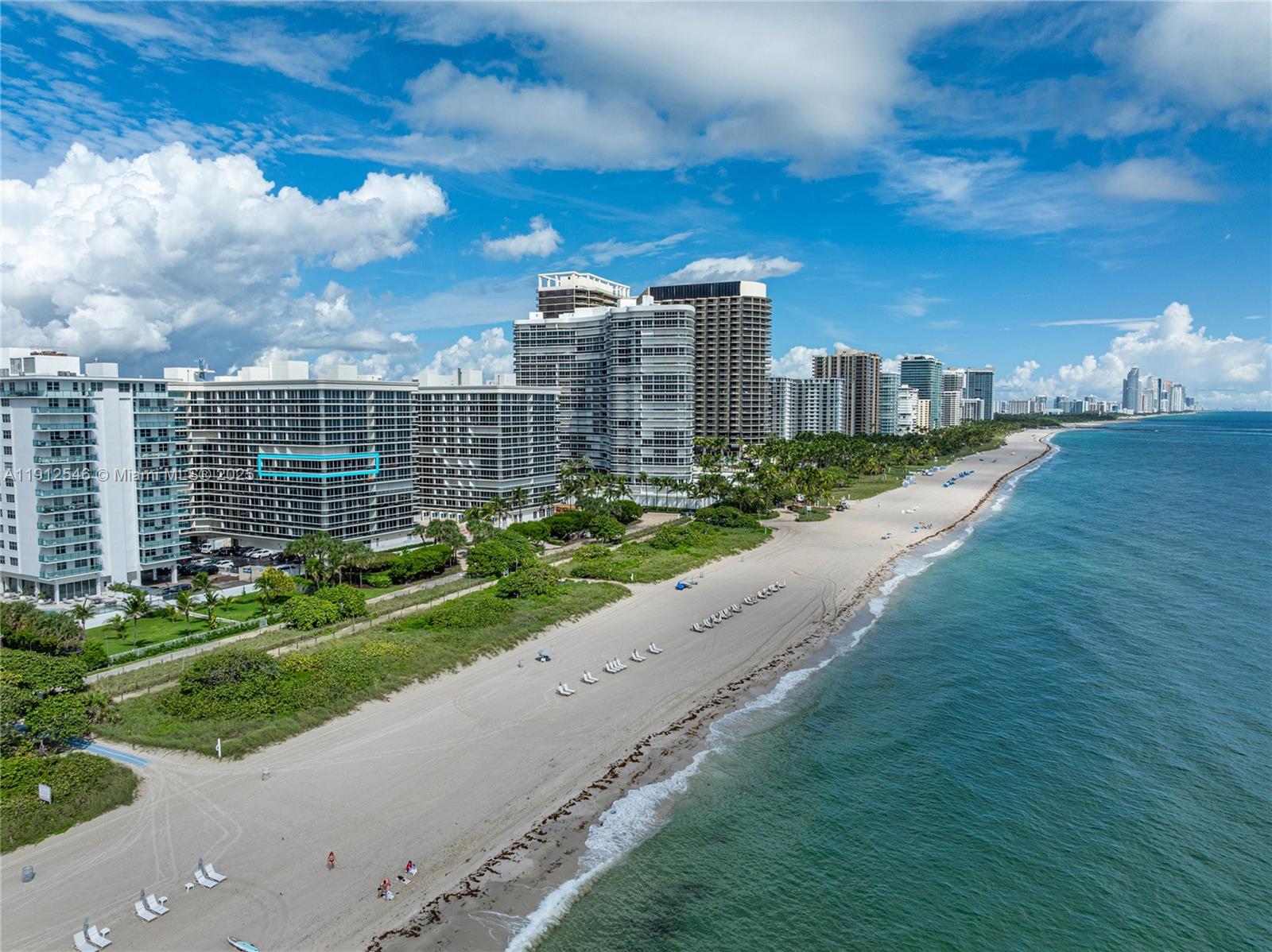 SOLIMAR CONDO - Residential