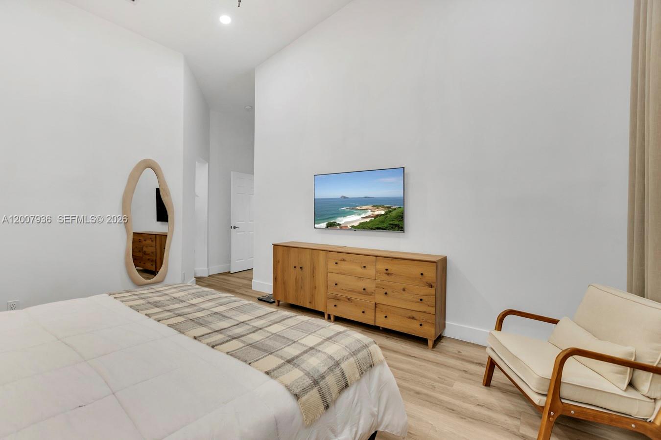 HERON BAY FOUR - Residential