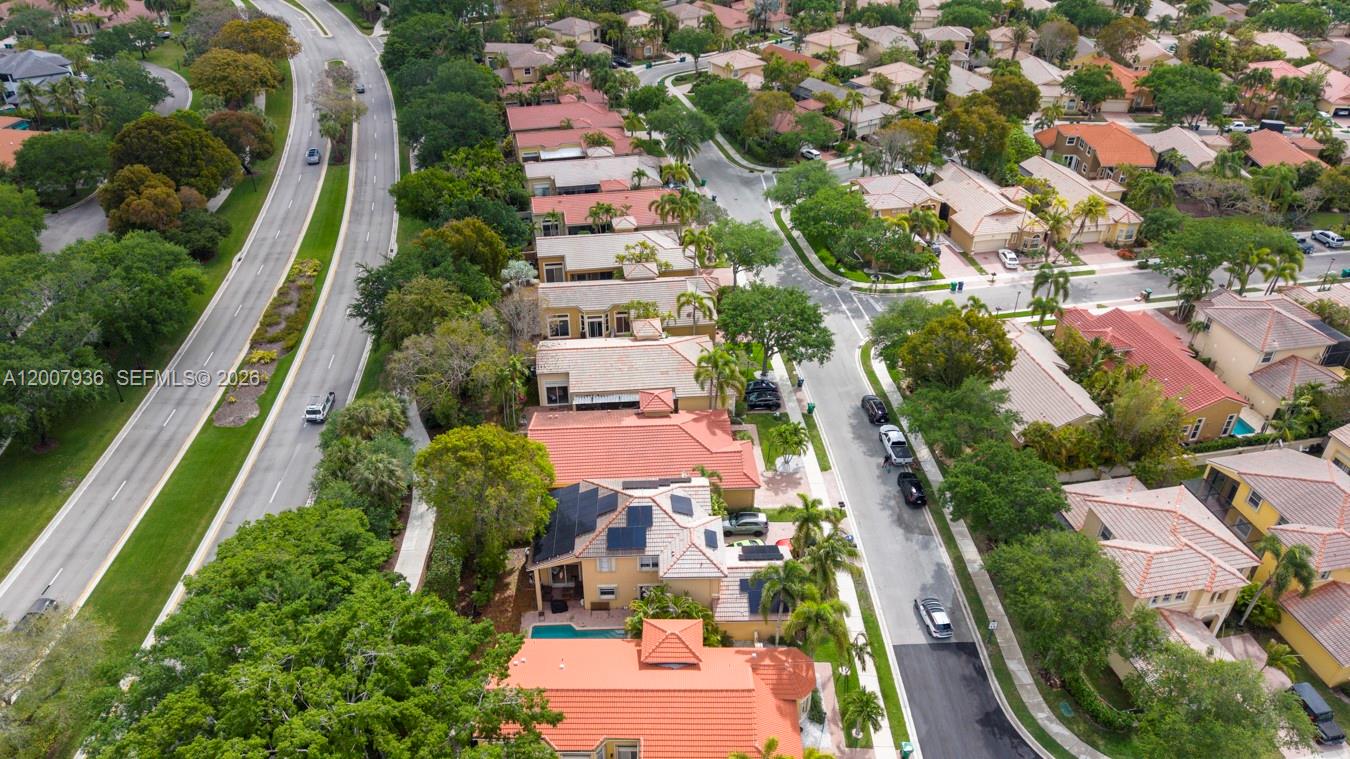 HERON BAY FOUR - Residential