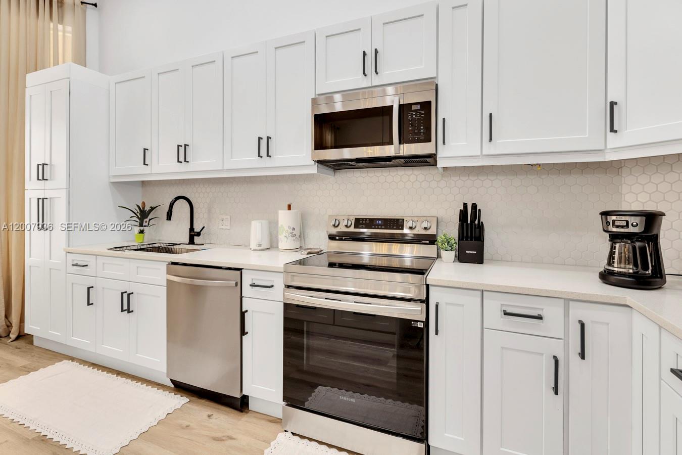HERON BAY FOUR - Residential
