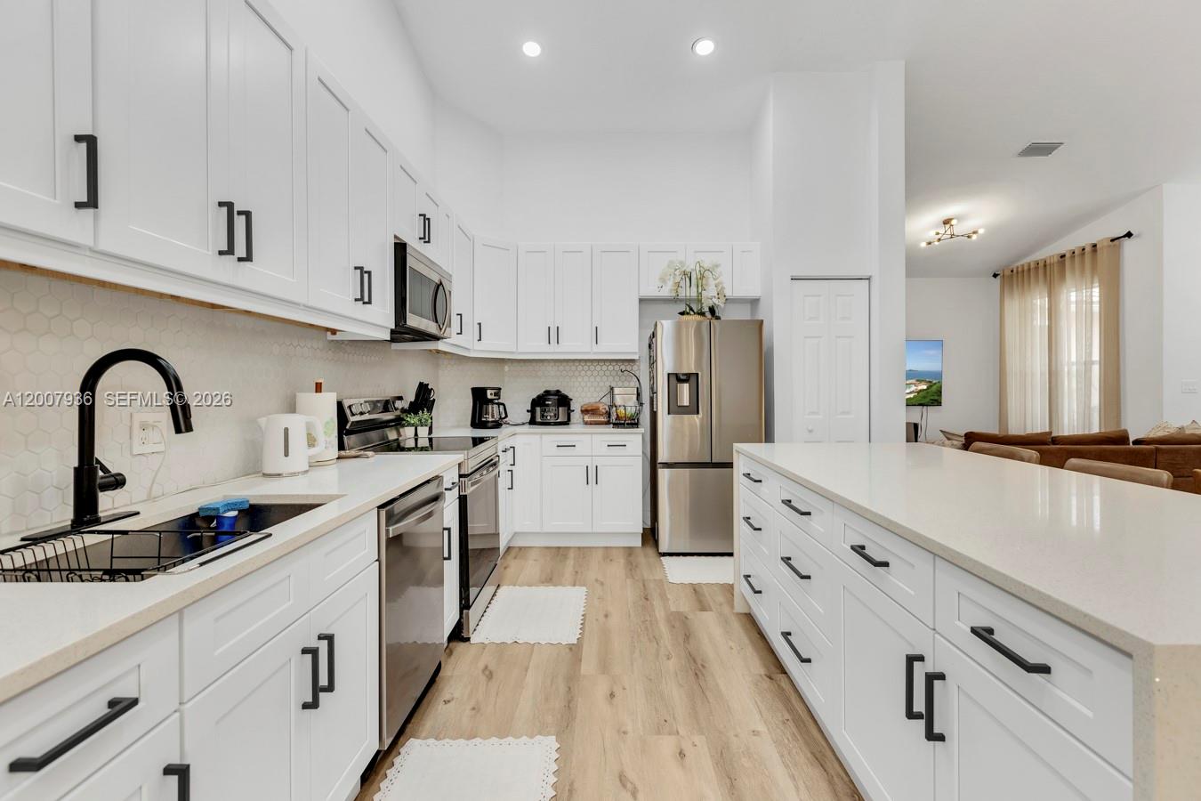 HERON BAY FOUR - Residential