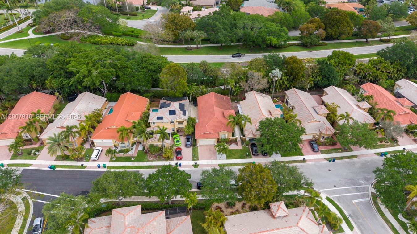 HERON BAY FOUR - Residential