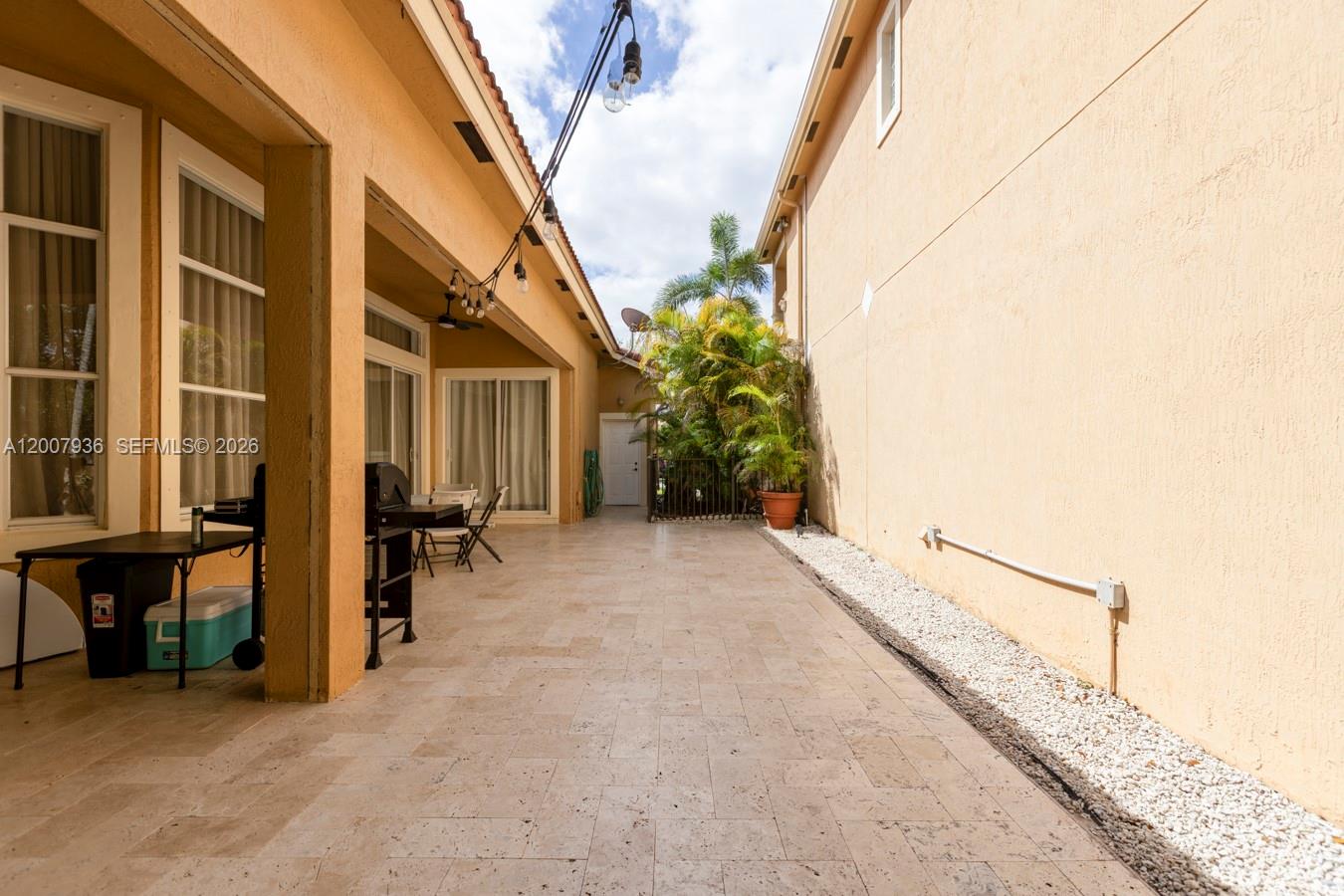HERON BAY FOUR - Residential