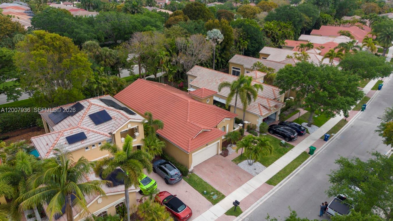 HERON BAY FOUR - Residential