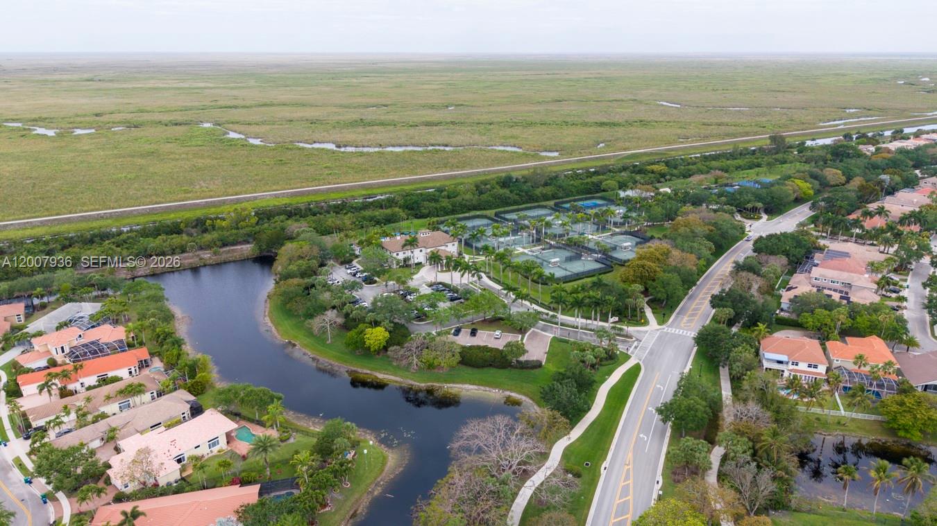 HERON BAY FOUR - Residential