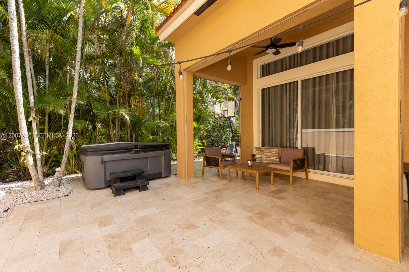 HERON BAY FOUR - Residential
