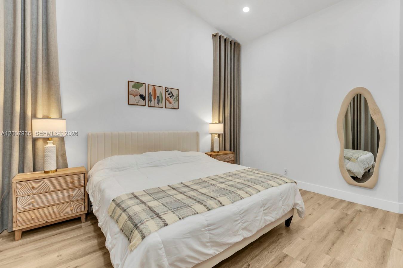 HERON BAY FOUR - Residential