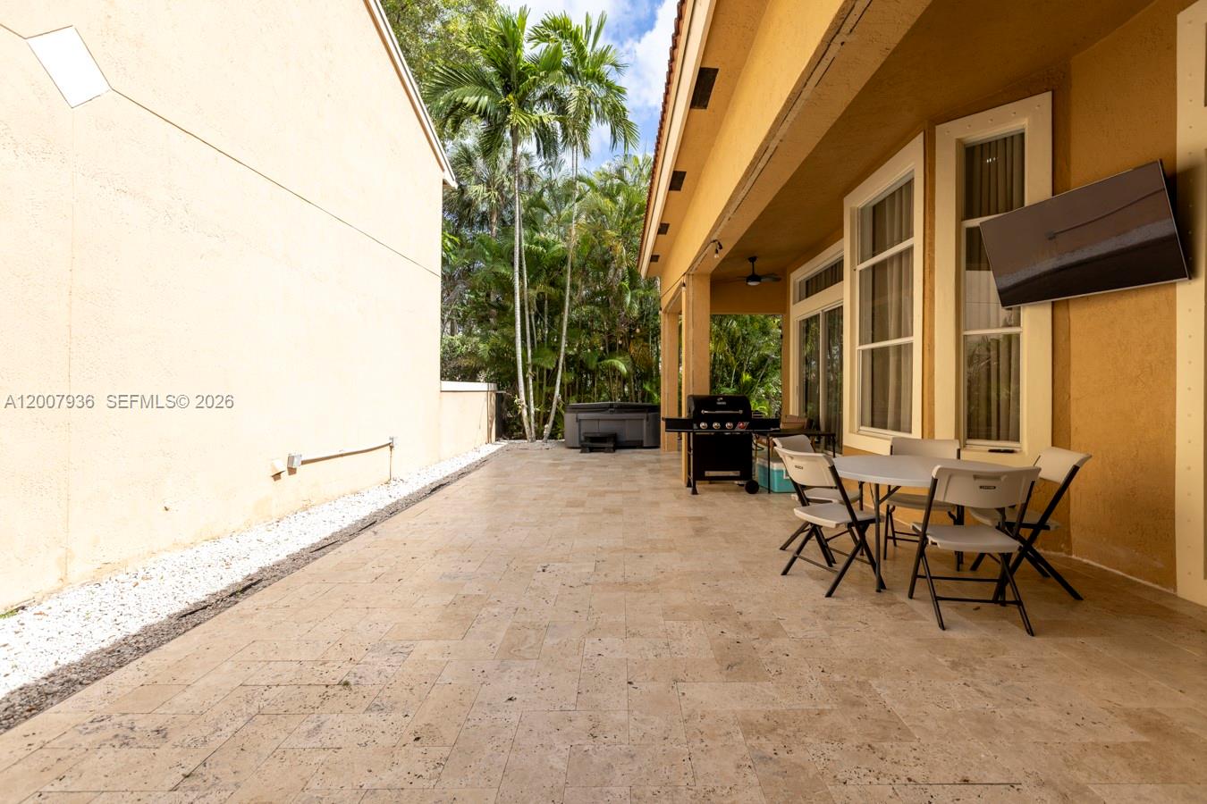 HERON BAY FOUR - Residential