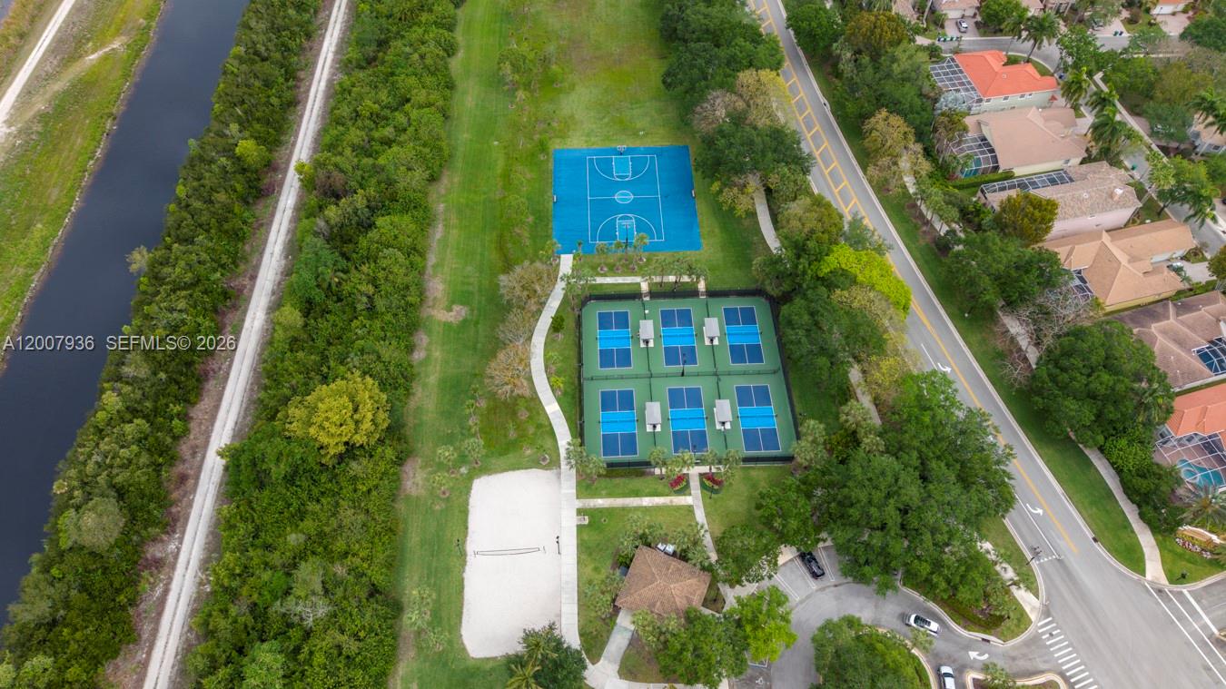 HERON BAY FOUR - Residential