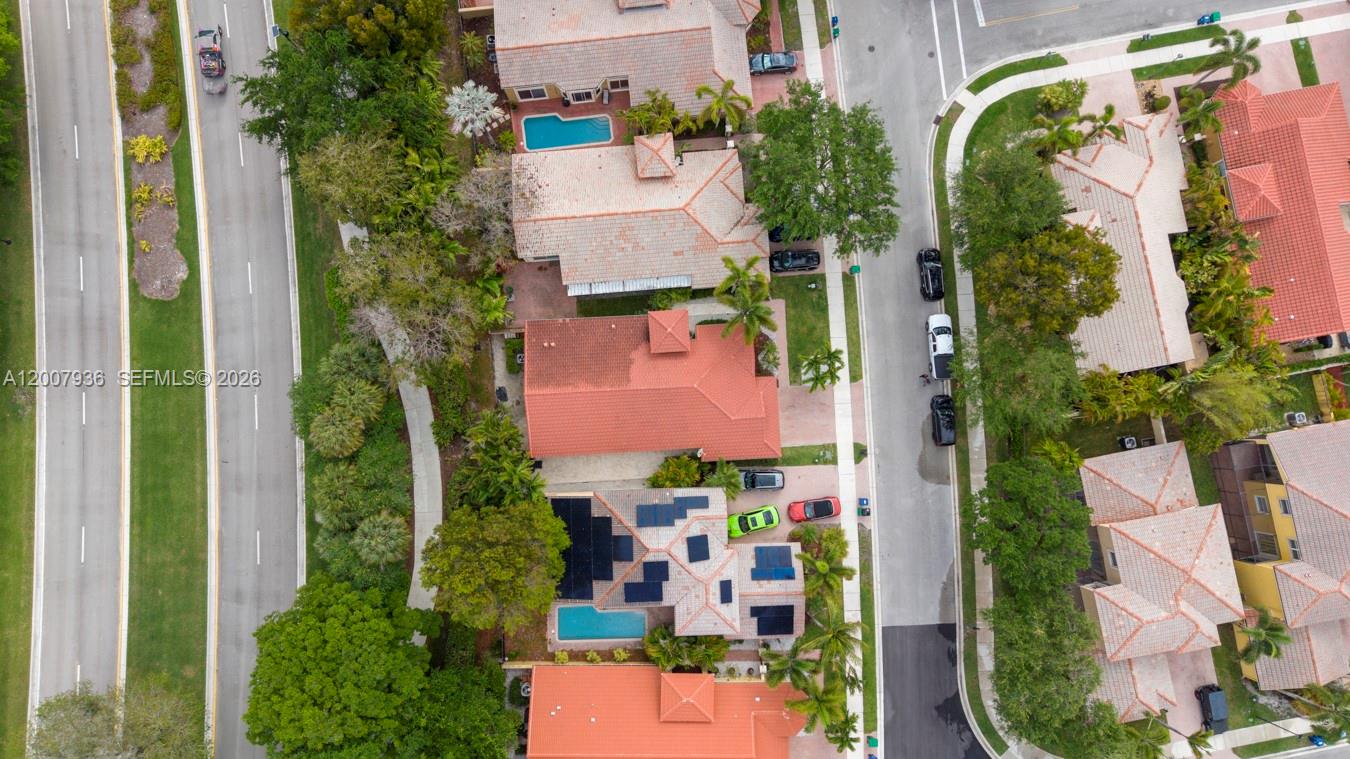 HERON BAY FOUR - Residential