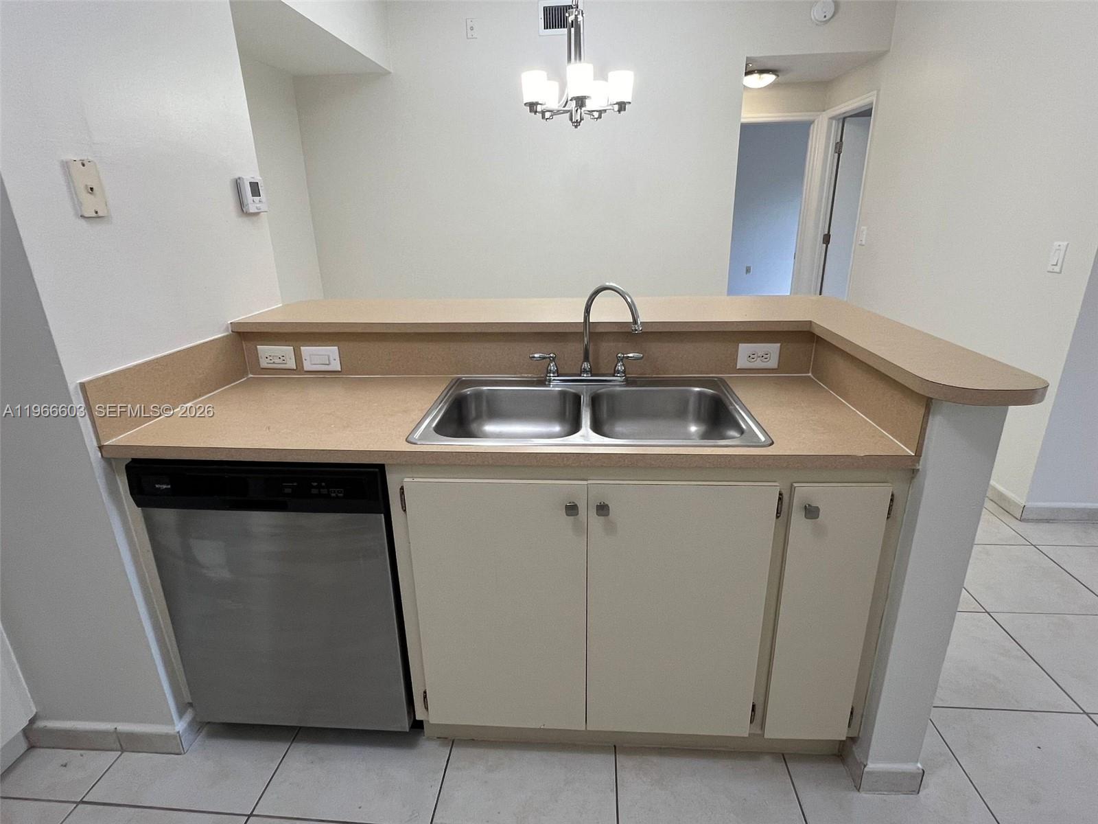 PALM GARDENS AT DORAL CON - Residential