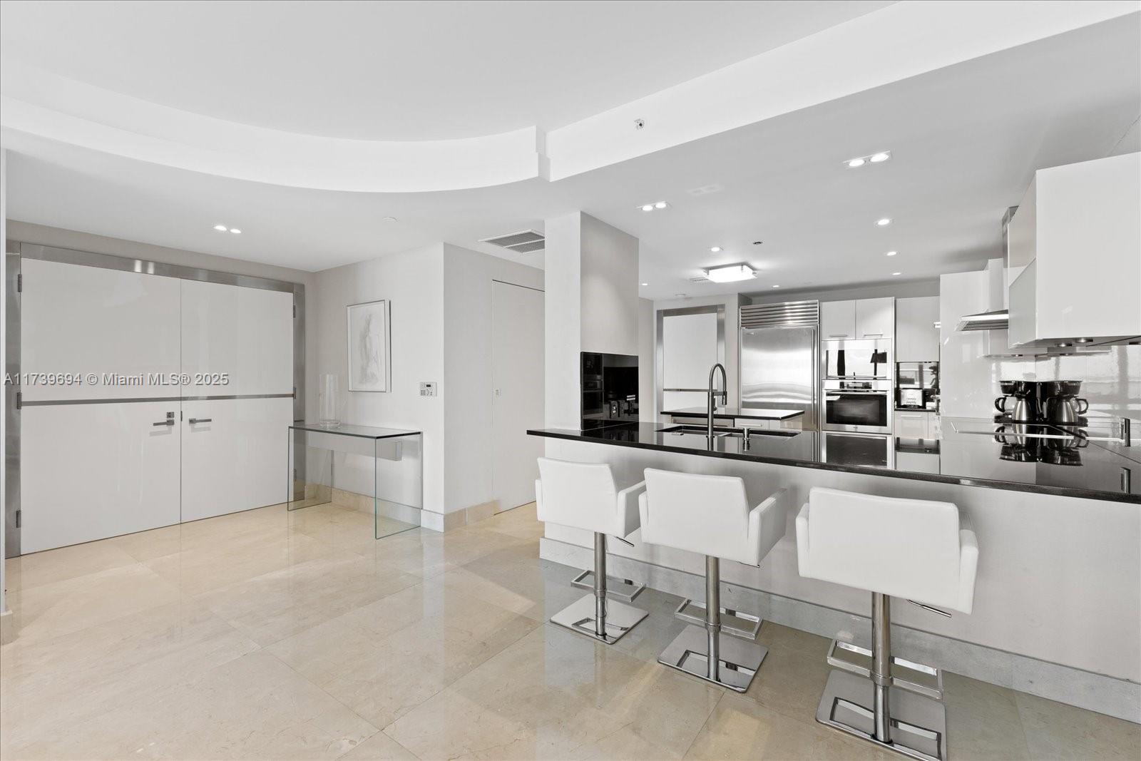 JADE OCEAN CONDO - Residential