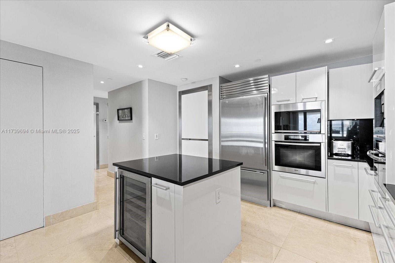 JADE OCEAN CONDO - Residential