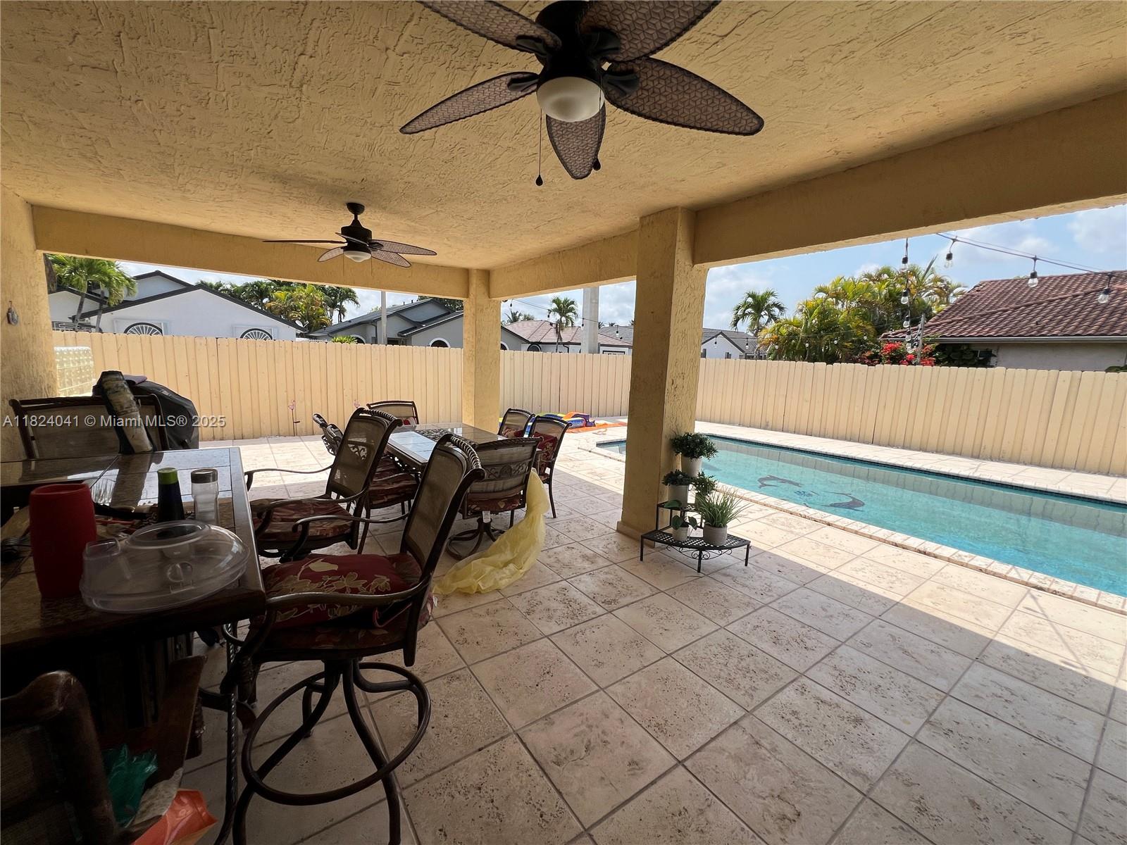 14300 SW 52nd St