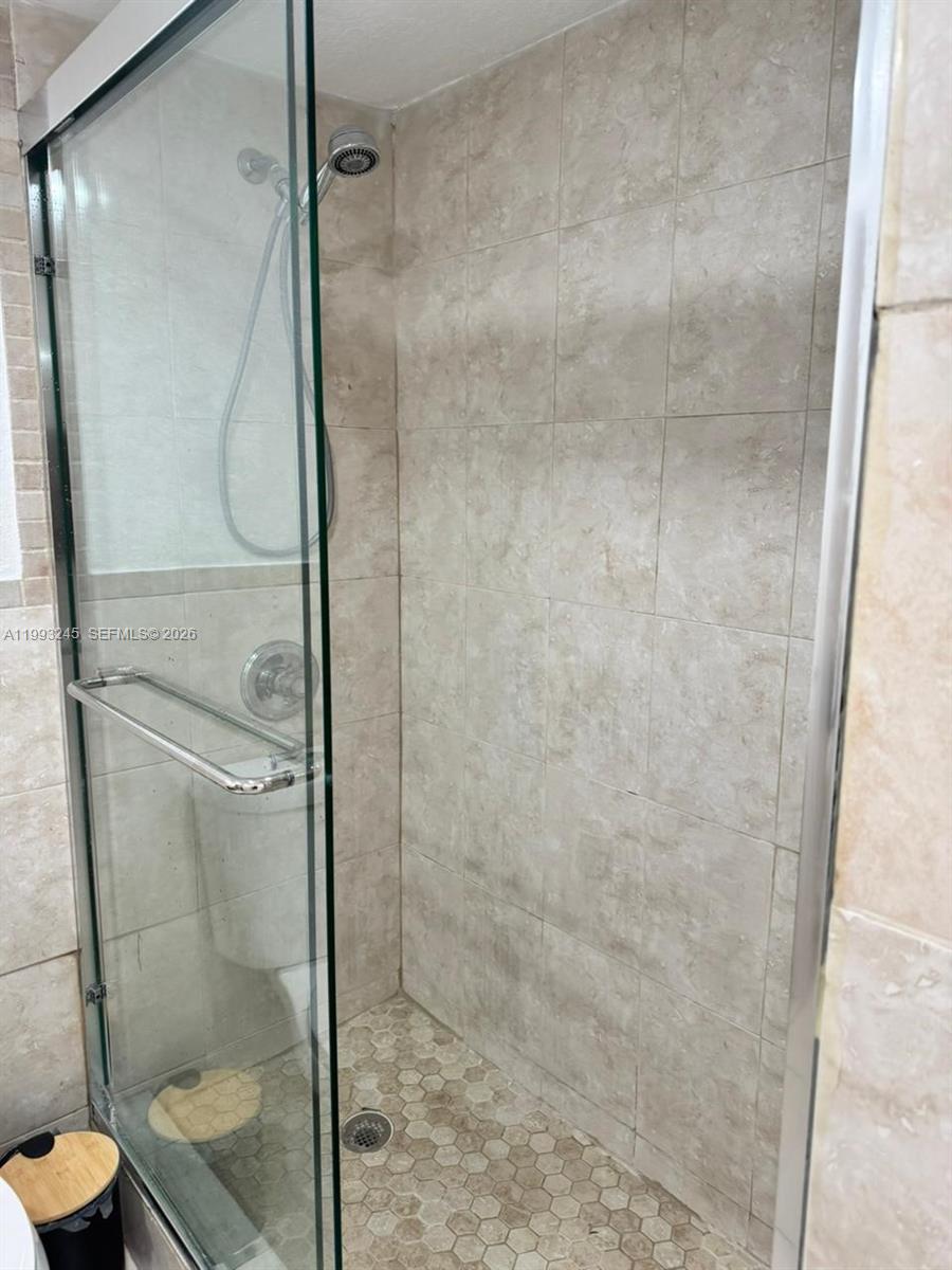 LA ARBOLEDA CONDO - Residential