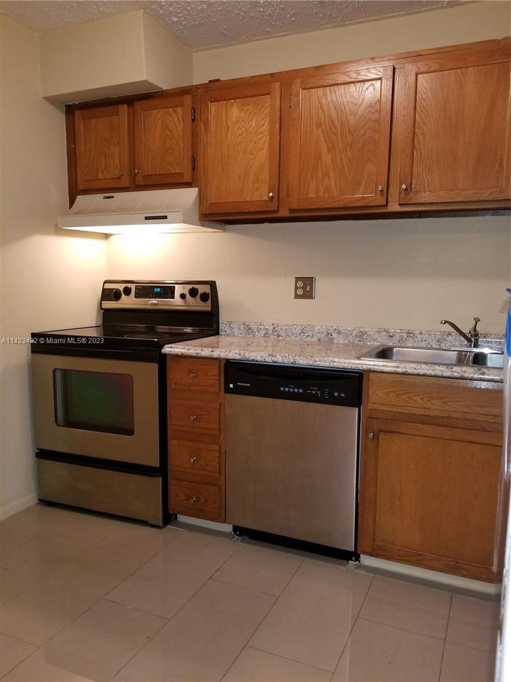 Photo of 3760 Inverrary Dr #1S, Lauderhill, FL 33319 (MLS # A11423492)