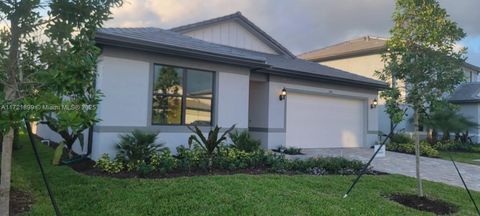 A home in Lauderdale Lakes