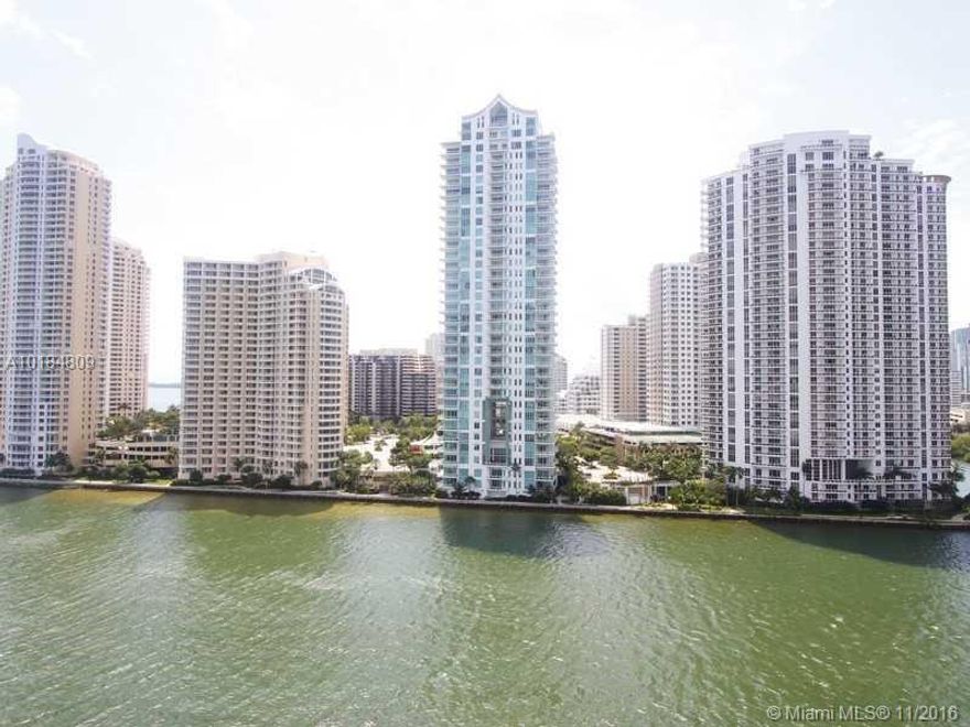 Beautiful completely remodeled 2 bedroom, 2 baths at desirable One Miami Condo. Spectacular water views. Big Social area.  Amazing amenities, pool, party room, gym.  Very close to AAA, Museums and much more.