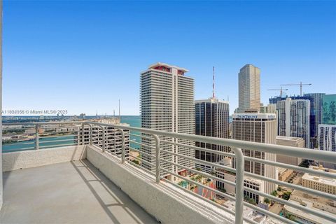 133 NE 2nd Ave 3502 Miami FL 33132