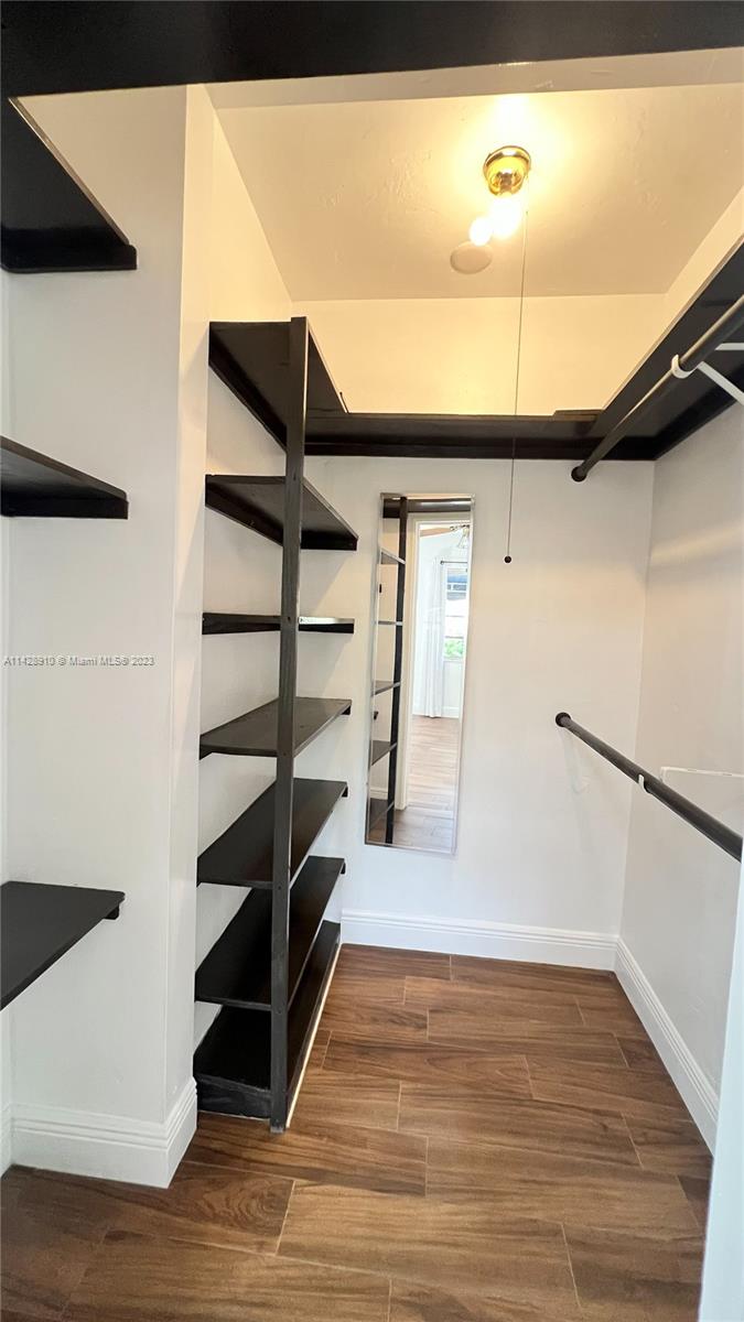 SHENANDOAH PARK - Residential Lease