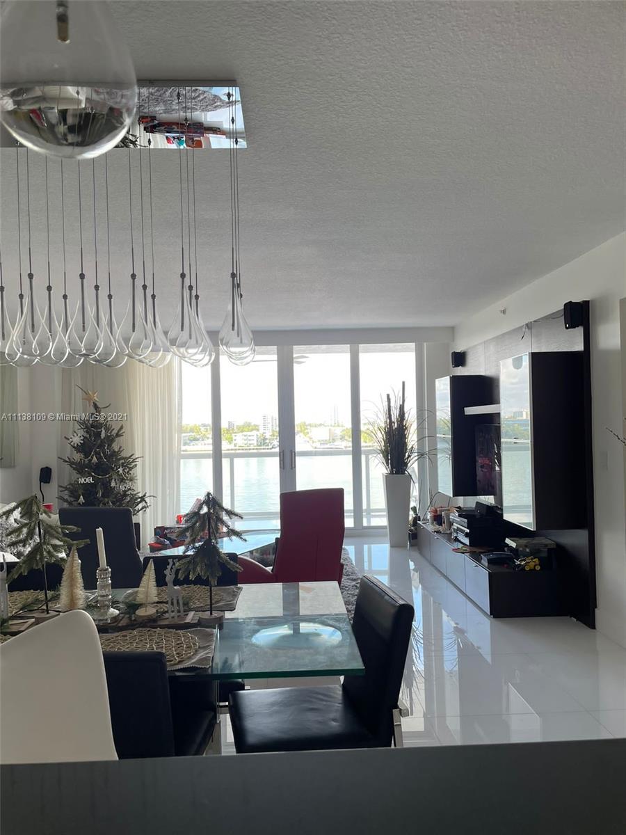 GOLDEN BAY CLUB CONDO - Residential Lease
