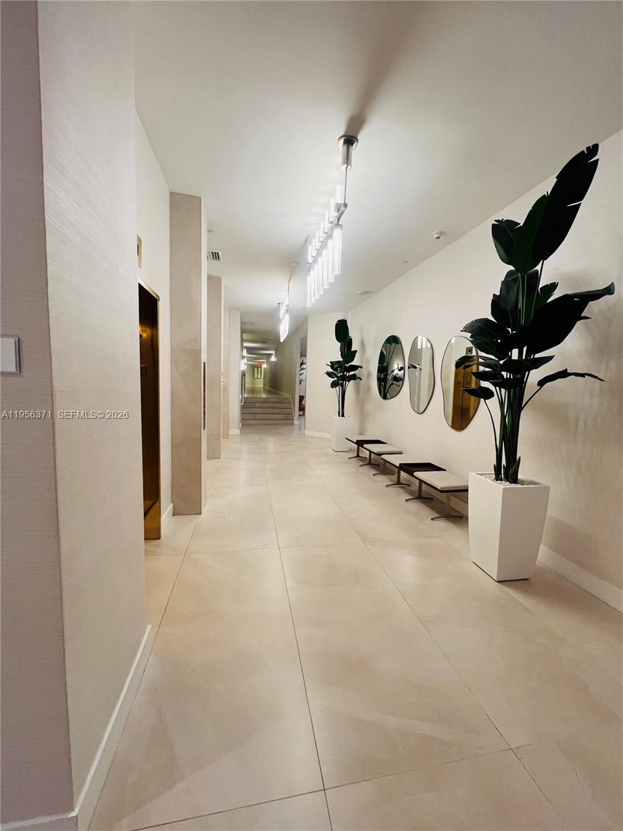 HARBORSIDE AT THE WATERWA - Residential