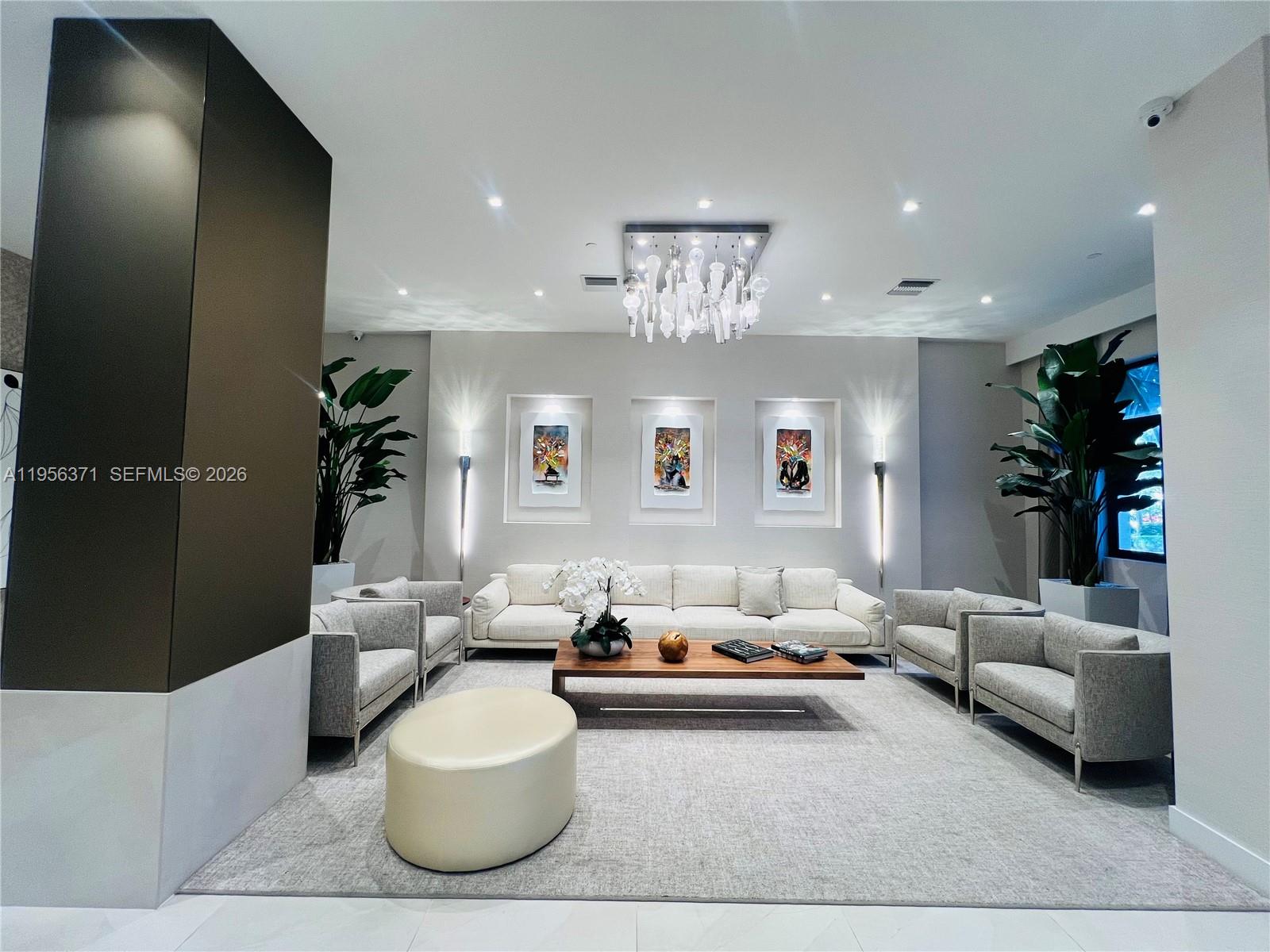 HARBORSIDE AT THE WATERWA - Residential