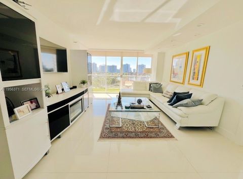 Photo of 3640 Yacht Club Dr #609, Aventura, FL 33180 (MLS # A11956371)