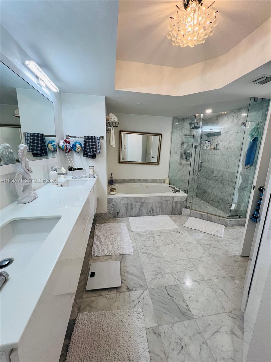 HARBORSIDE AT THE WATERWA - Residential