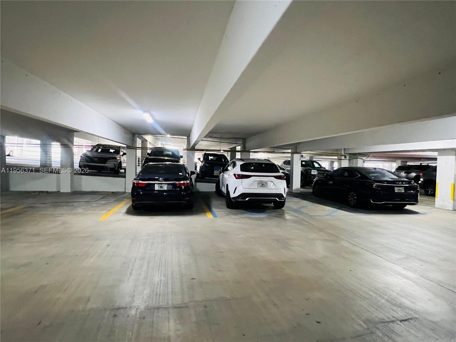 HARBORSIDE AT THE WATERWA - Residential