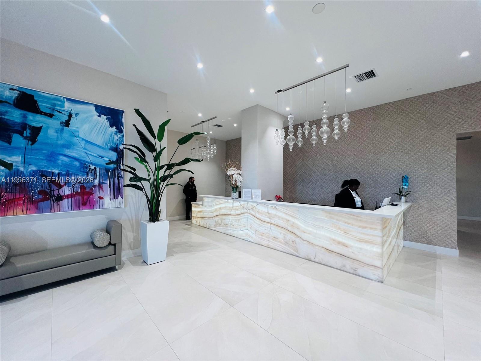 HARBORSIDE AT THE WATERWA - Residential