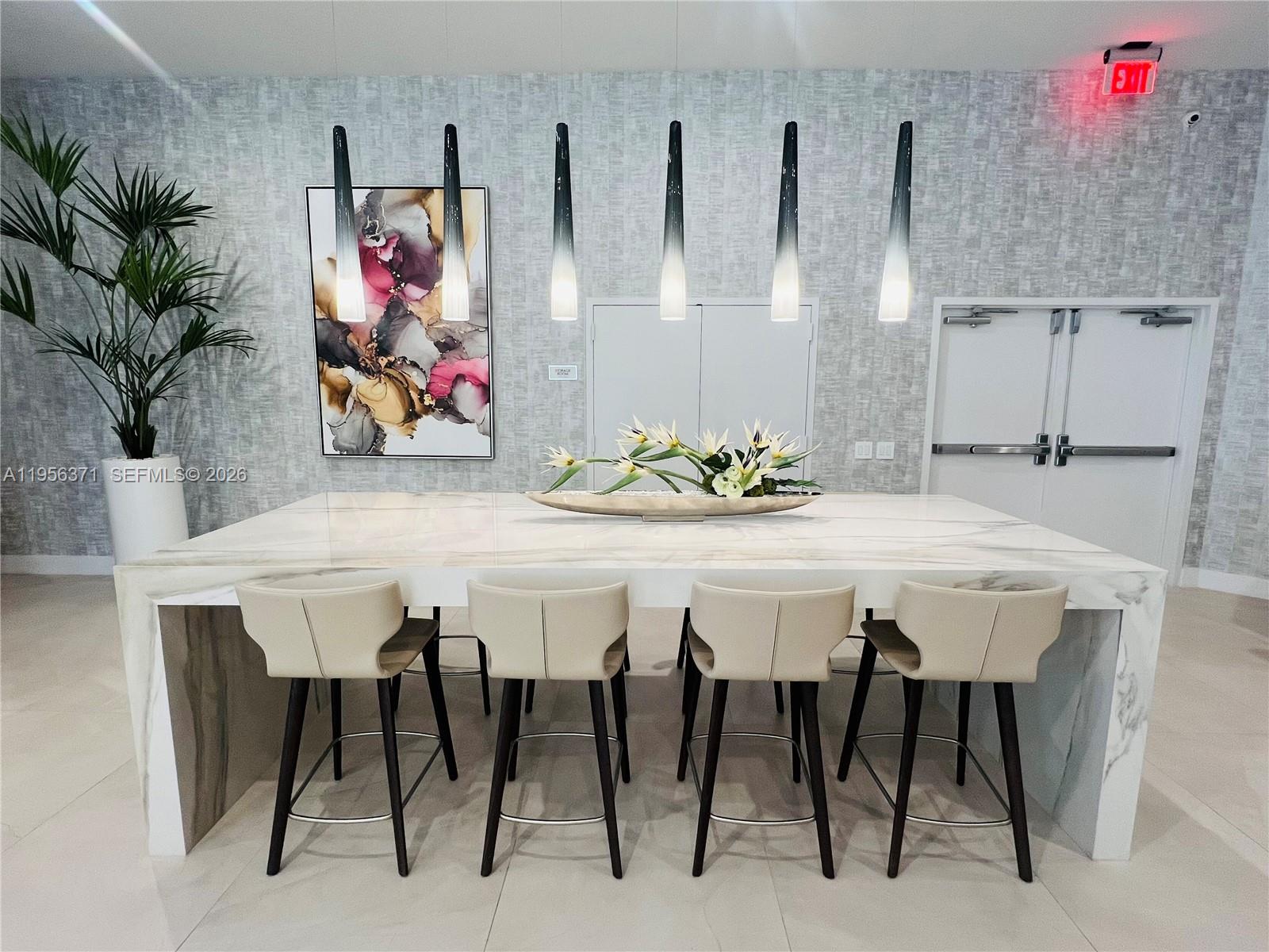 HARBORSIDE AT THE WATERWA - Residential