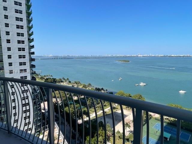 OPERA TOWER CONDO - Residential