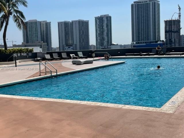 OPERA TOWER CONDO - Residential