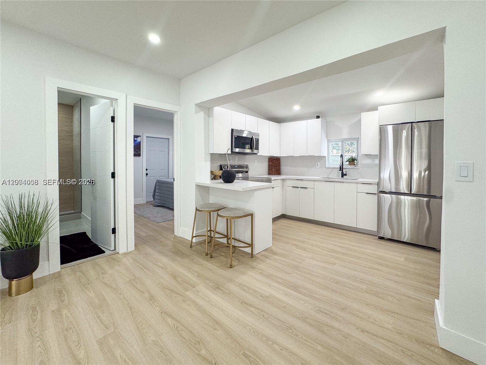 MIDWAY PARK - Residential