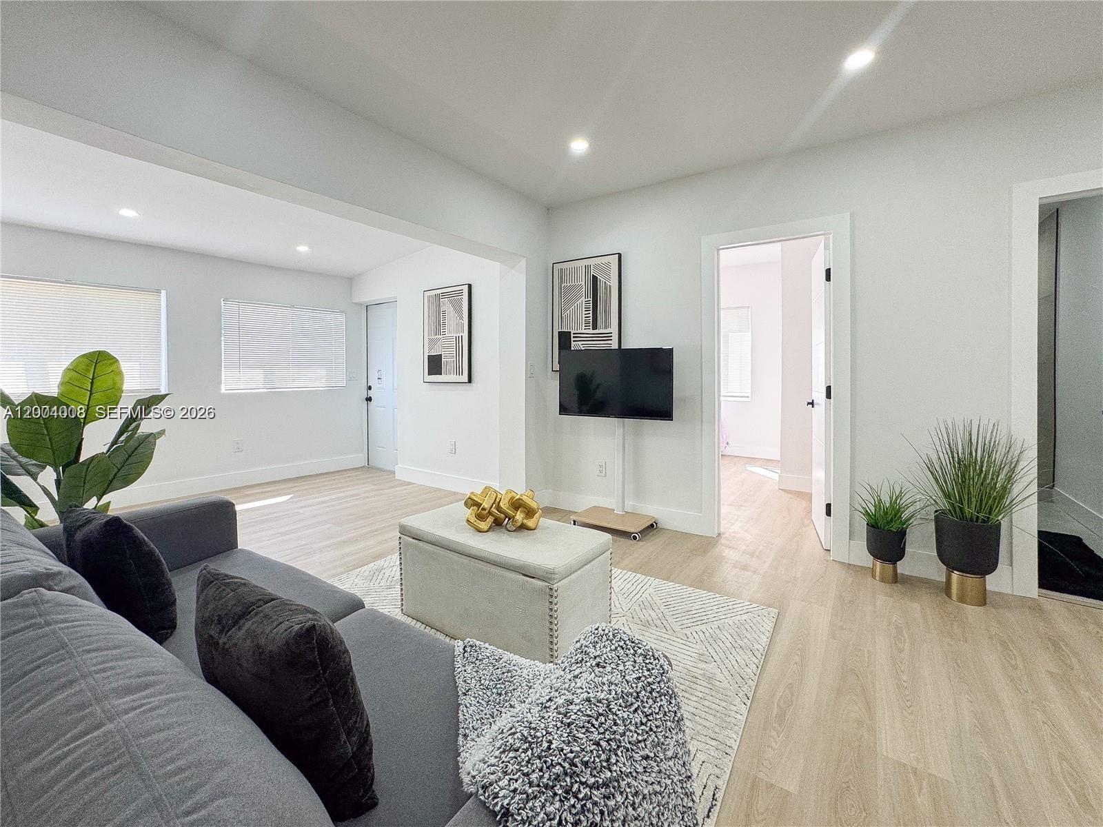 MIDWAY PARK - Residential