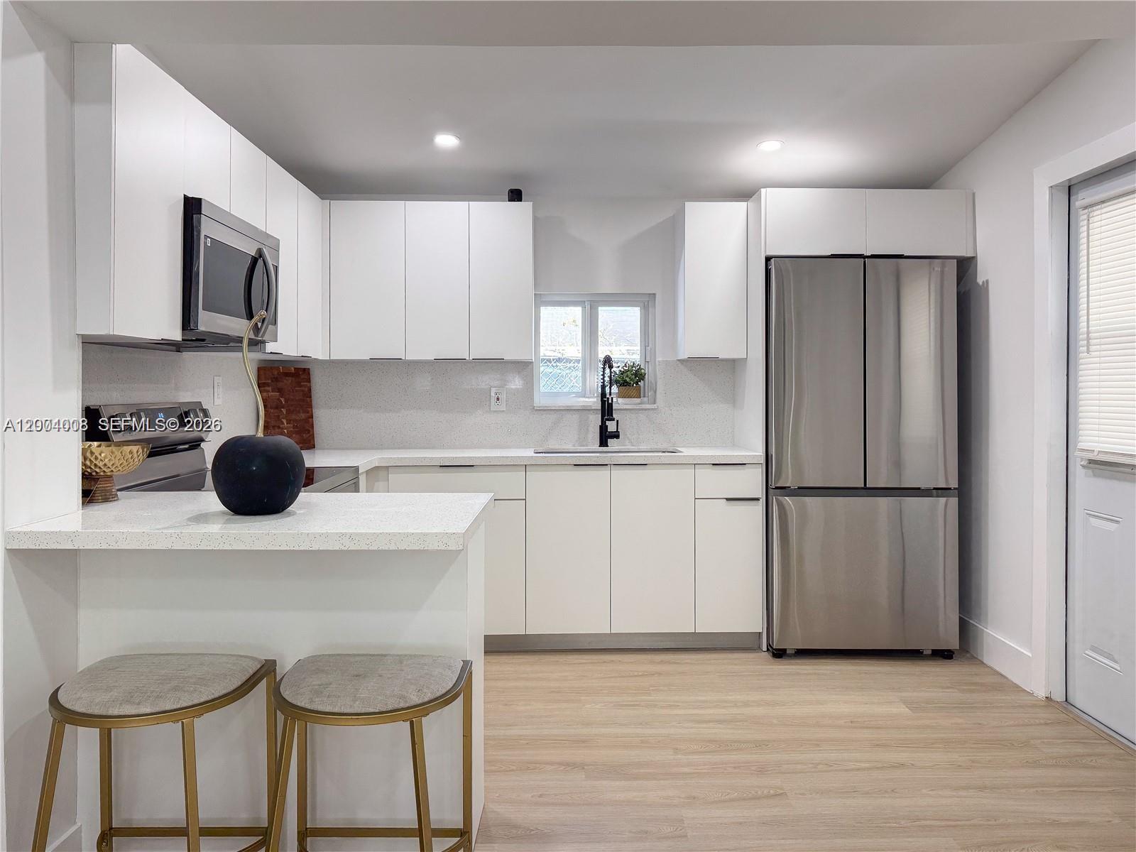 MIDWAY PARK - Residential