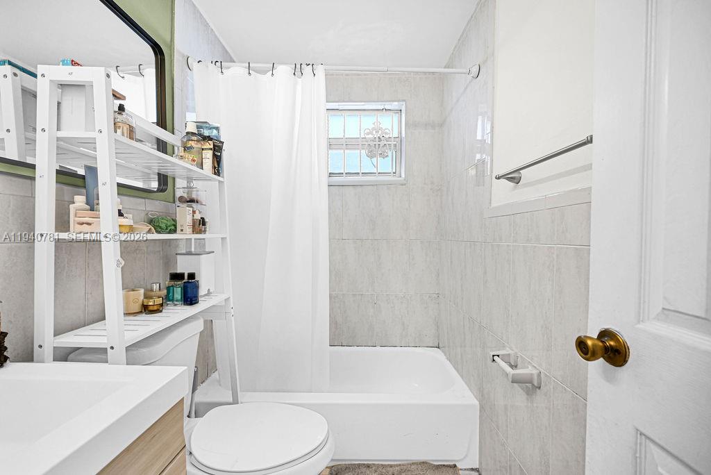 ODESSA CONDO - Residential