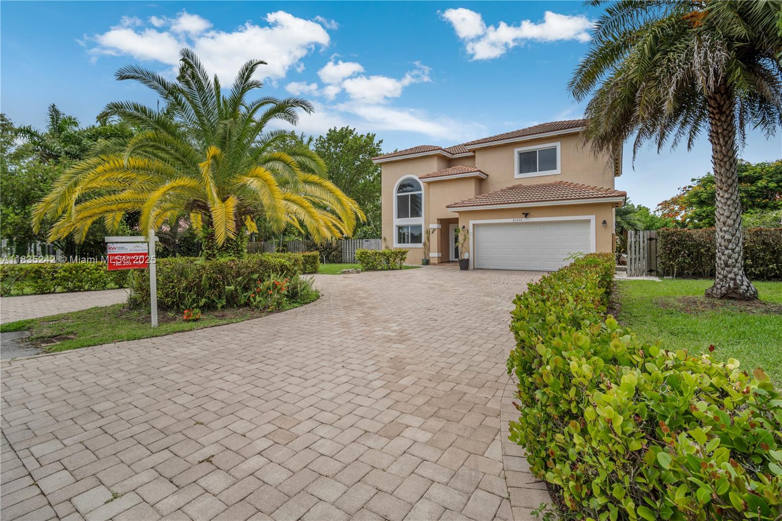 30454 SW 195th Ave, Homestead, FL, 33030/$770,000 4 30454 SW 195th Ave