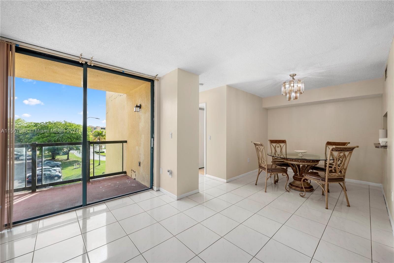 Property for Sale at 11780 Sw 18th St 403-2, Miami, Broward County, Florida - Bedrooms: 2 
Bathrooms: 2  - $279,000