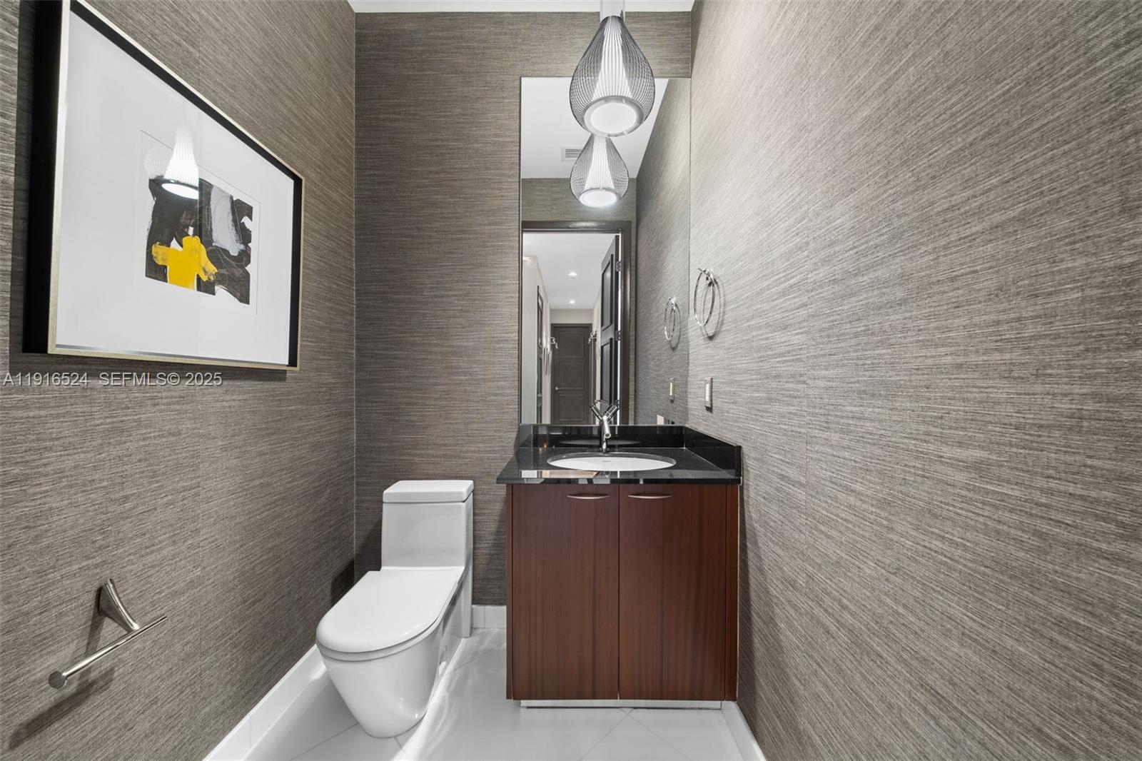 TDR TOWER I CONDO - Residential