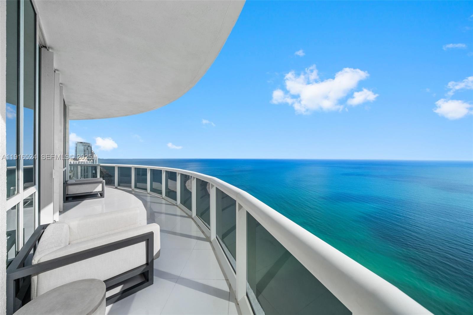 TDR TOWER I CONDO - Residential