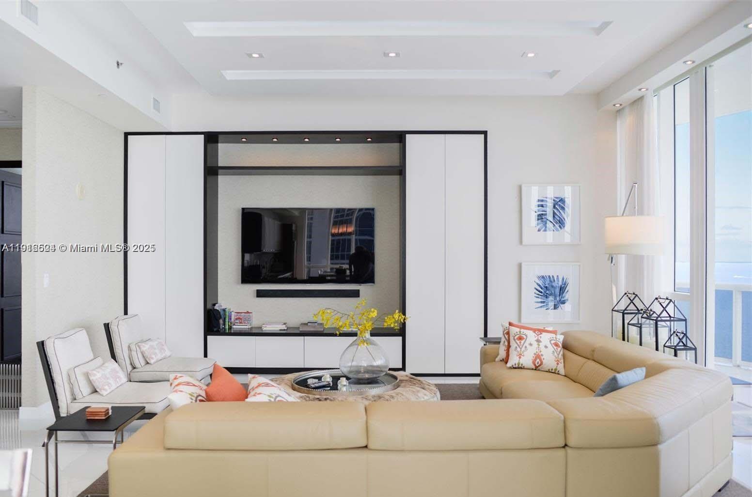 16001 Collins Ave 4001