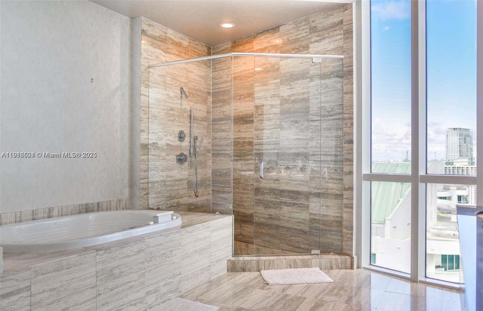 16001 Collins Ave 4001