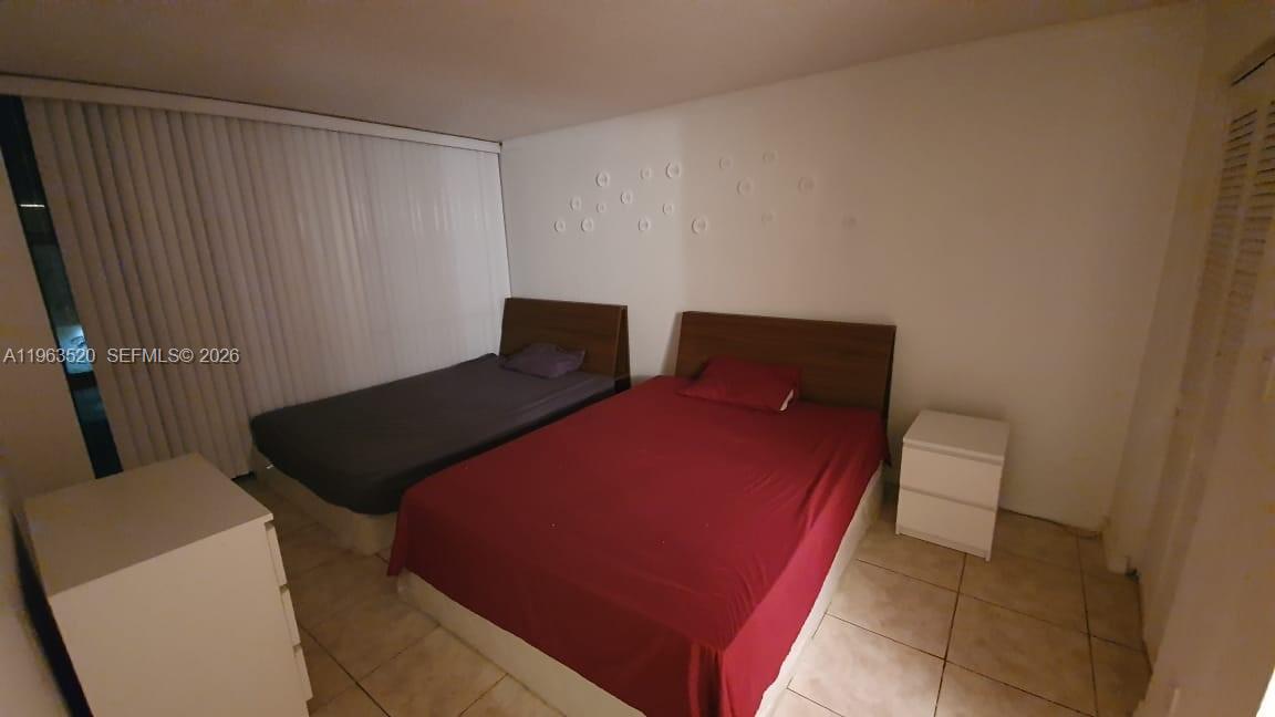 PLAZA OF AMERICAS CONDO P - Residential