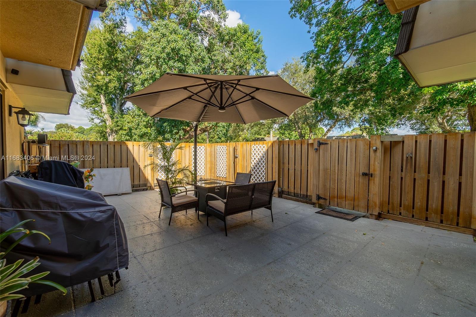 VILLAGE OF SANDALWOOD LAK - Residential