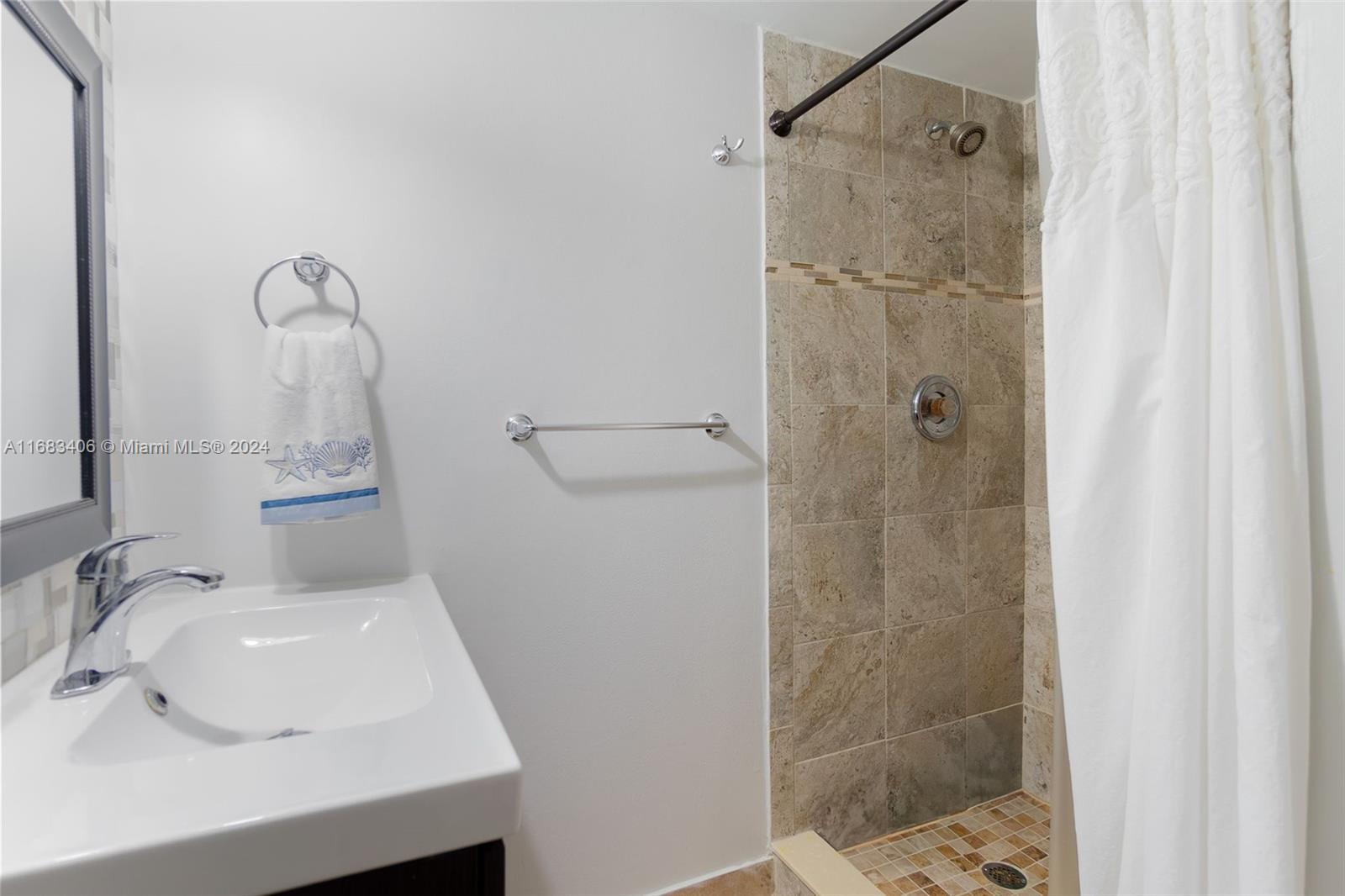 VILLAGE OF SANDALWOOD LAK - Residential