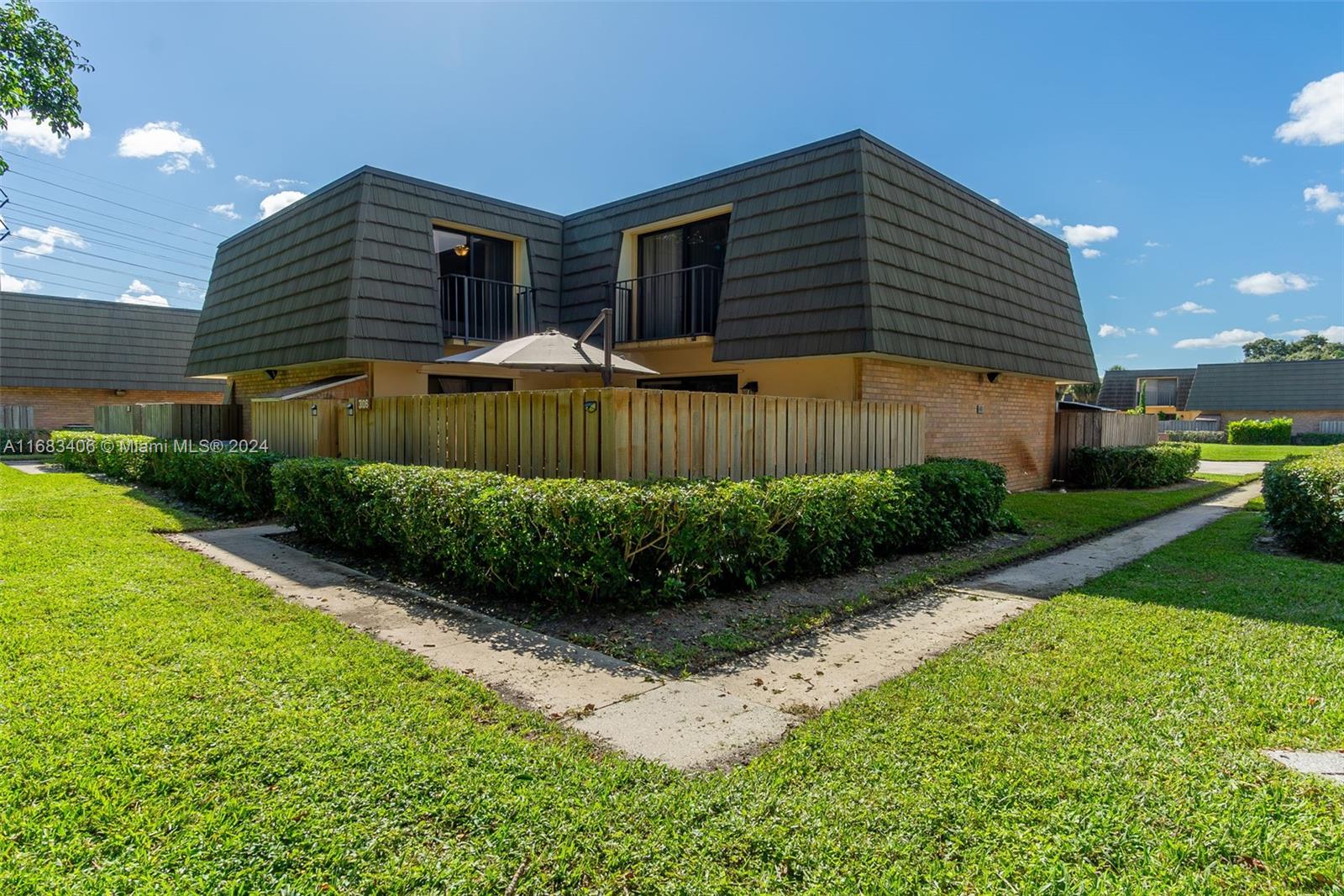 VILLAGE OF SANDALWOOD LAK - Residential