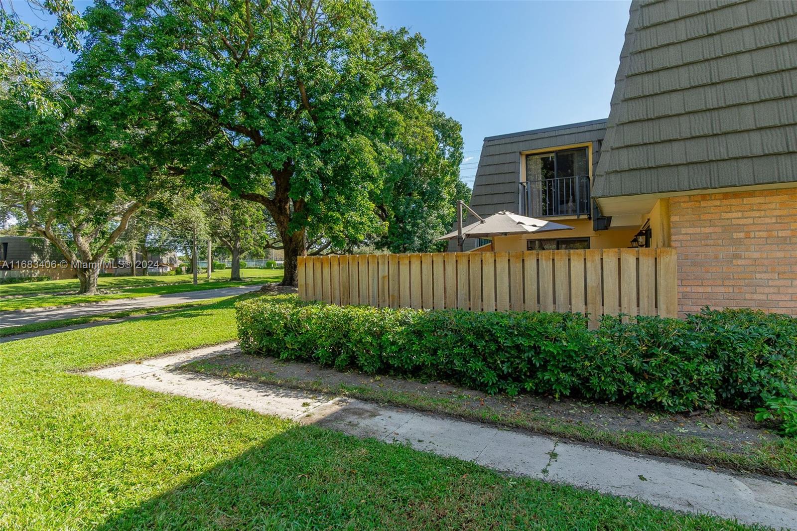 VILLAGE OF SANDALWOOD LAK - Residential