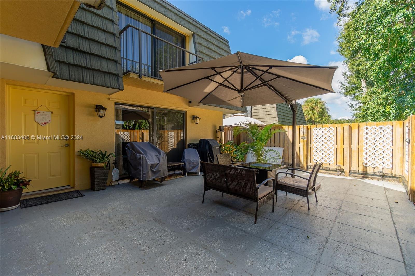 VILLAGE OF SANDALWOOD LAK - Residential